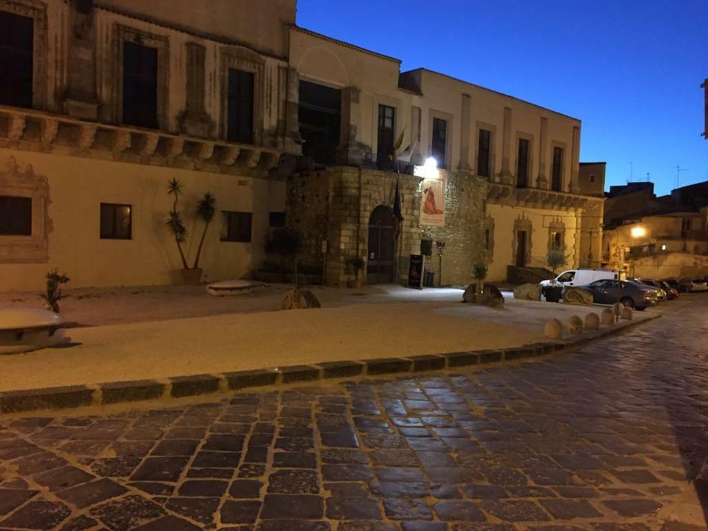 كالتانيسيتا B&B Largo Barile المظهر الخارجي الصورة